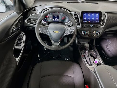 Used 2023 Chevrolet Malibu LT FWD image 19