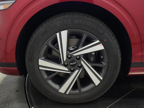 Used 2026 Genesis GV70 3.5T Sport Advanced AWD/4WD image 8