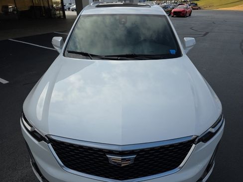 Used 2021 Cadillac XT6 Luxury image 11