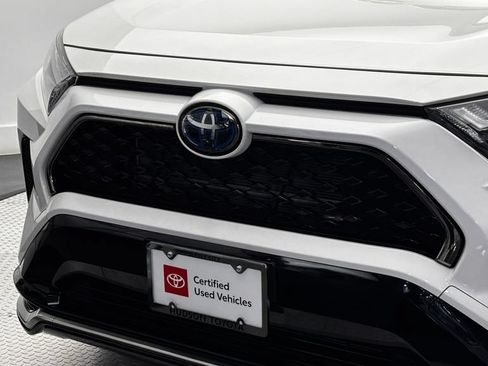 Used 2023 Toyota RAV4 SE w/ Weather & Moonroof Package AWD/4WD image 2