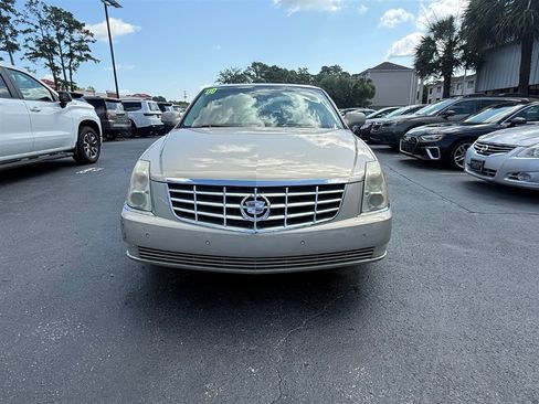 Used 2009 Cadillac DTS FWD image 7
