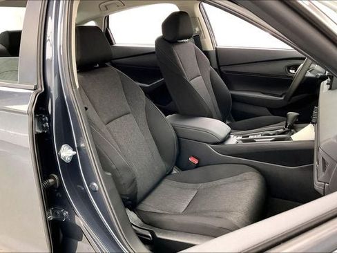 Certified 2025 Honda Accord LX image 7