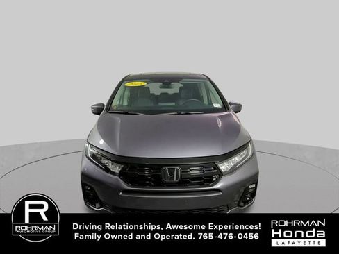 Used 2025 Honda Odyssey Elite image 3