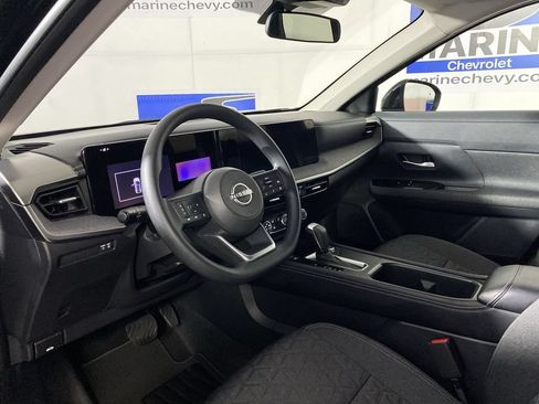 Used 2025 Nissan Kicks SV w/ SV Premium Package AWD/4WD image 15