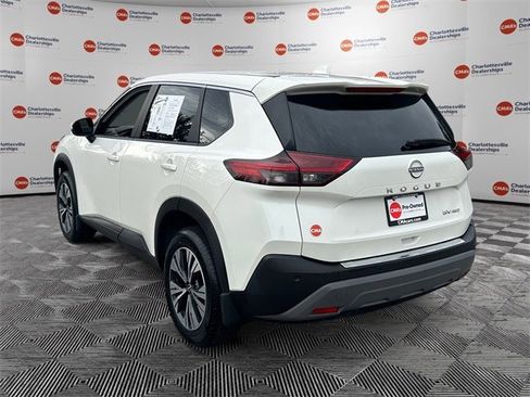 Certified 2023 Nissan Rogue SV image 3