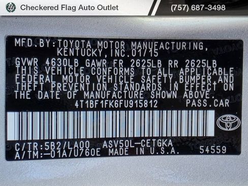Used 2015 Toyota Camry XLE w/ Moonroof Package FWD image 19