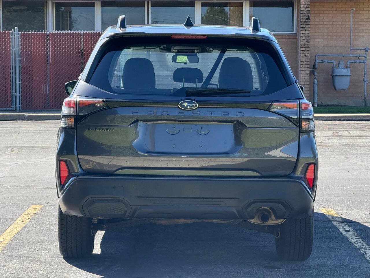 Used 2025 Subaru Forester AWD/4WD image 4