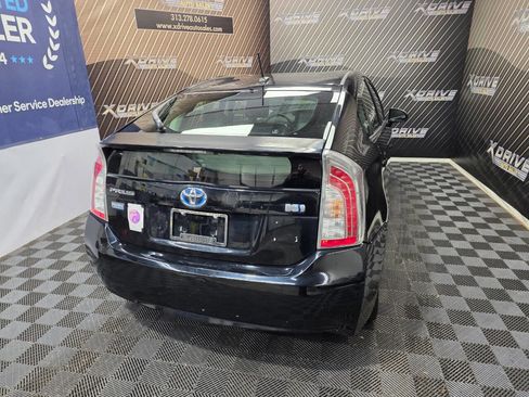 Used 2013 Toyota Prius Three image 12