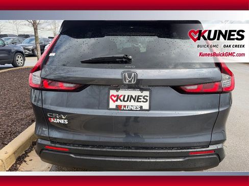 Used 2024 Honda CR-V EX image 5