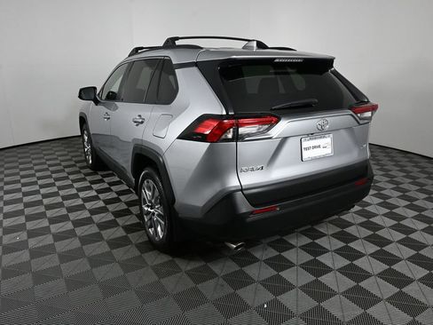 Used 2025 Toyota RAV4 XLE Premium w/ Weather Package FWD image 4