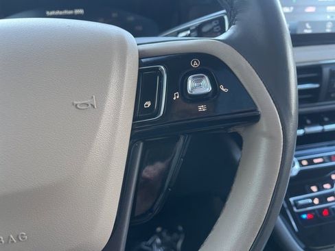 Used 2022 Lincoln Corsair Grand Touring w/ Elements Technology Bundle image 32