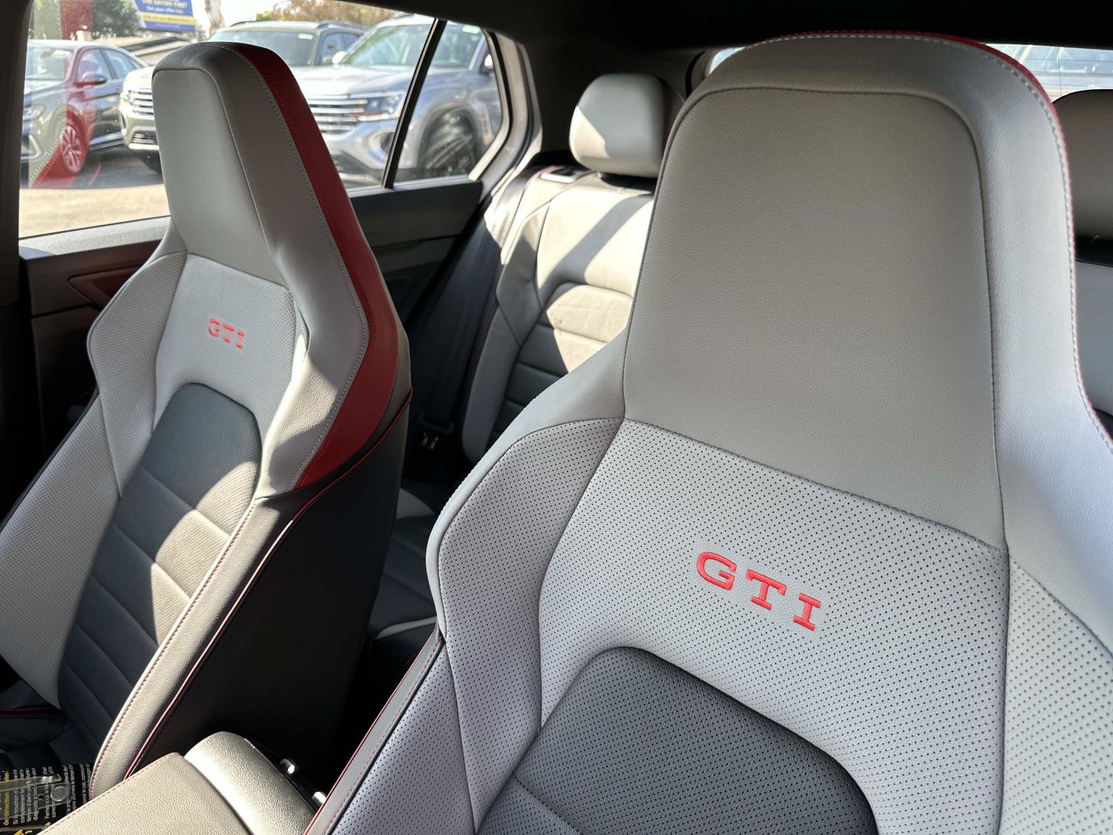 New 2026 Volkswagen GTI SE FWD image 23