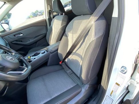 Used 2023 Nissan Rogue SV AWD/4WD image 10