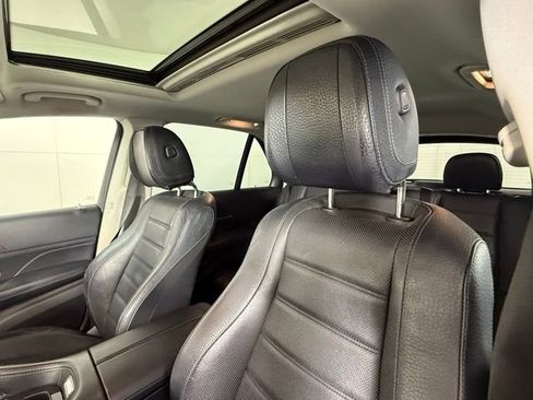 Used 2020 Mercedes-Benz GLE 350 4MATIC image 22