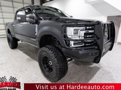 Used 2022 Ford F350 Platinum image 6