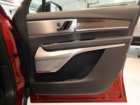 Certified 2026 Cadillac Vistiq Sport w/ LPO, Floor Liner Package AWD/4WD image 18