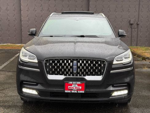 Used 2022 Lincoln Aviator Grand Touring w/ Equipment Group 301A AWD/4WD image 2
