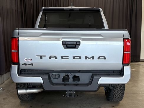 Used 2026 Toyota Tacoma SR5 AWD/4WD image 28