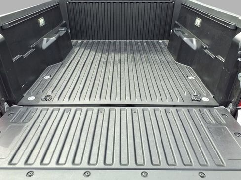 Used 2025 Toyota Tacoma TRD Off-Road image 26