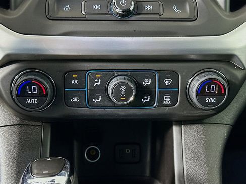 Used 2019 GMC Acadia SLE w/ LPO, Floor Liner Package image 15