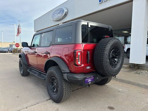 New 2026 Ford Bronco Badlands image 6