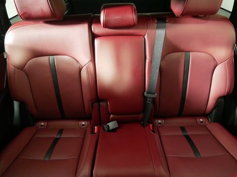 Used 2025 MAZDA CX-70 Plug-In Hybrid w/ Premium Plus image 13