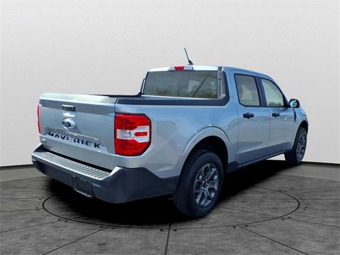 Used 2024 Ford Maverick XLT image 4