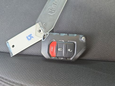 Used 2023 Jeep Wrangler Sport S image 36