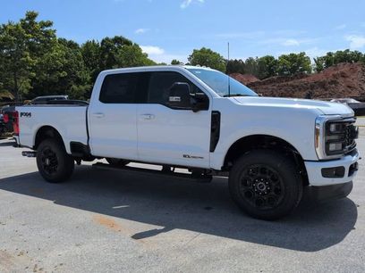 New 2026 Ford F250 Lariat w/ Black Appearance Package