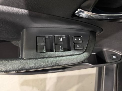 Used 2025 Honda Ridgeline RTL image 17