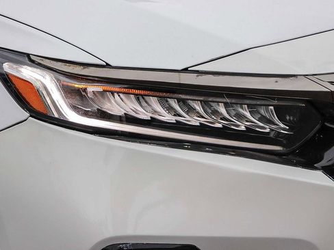 Used 2022 Honda Accord Sport image 4