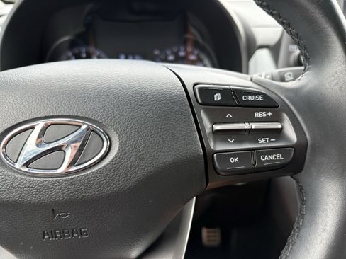 Used 2021 Hyundai Kona SEL AWD/4WD image 16