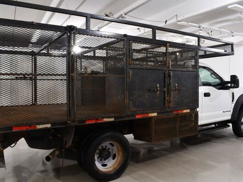 Used 2021 Ford F550 4x4 Regular Cab Super Duty w/ XL Value Package image 11