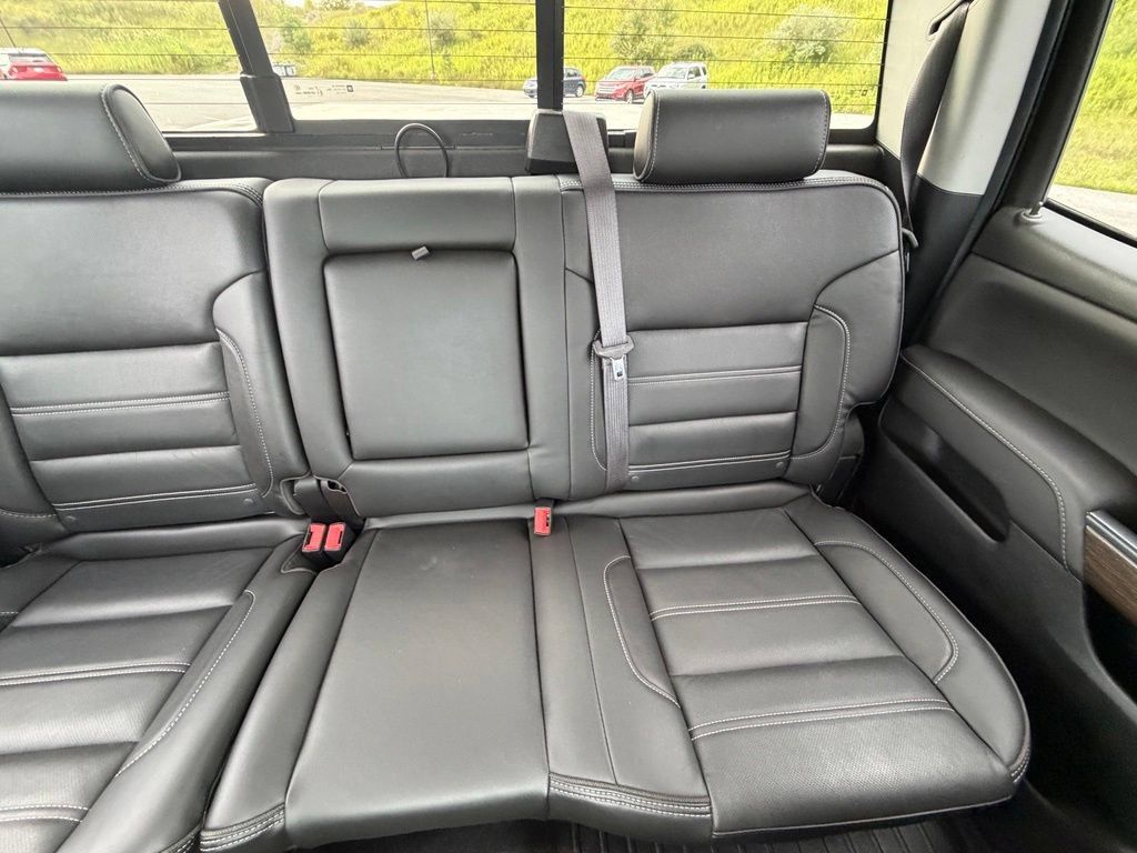 Used 2017 GMC Sierra 2500 Denali AWD/4WD image 15