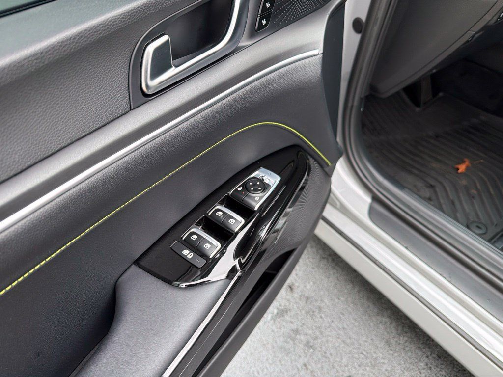 Used 2025 Kia K5 GT w/ GT1 Package FWD image 40