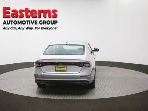 Used 2025 Honda Accord LX image 37
