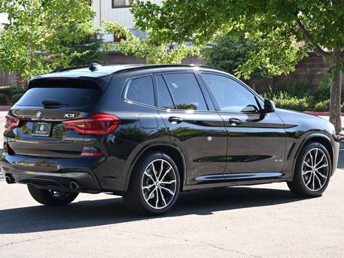 Used 2018 BMW X3 xDrive30i w/ M Sport Package AWD/4WD image 5