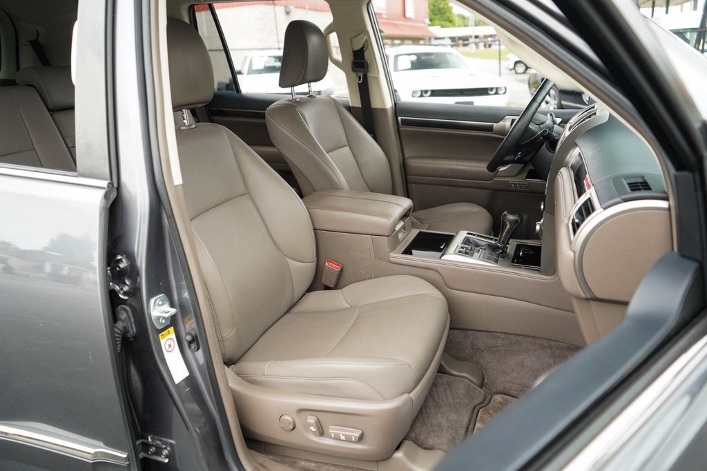 Used 2019 Lexus GX 460 w/ Navigation Package AWD/4WD image 13