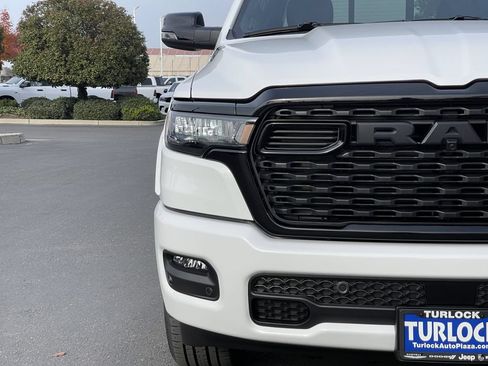 New 2026 RAM 1500 Big Horn AWD/4WD image 7
