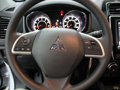 New 2026 Mitsubishi Outlander Sport ES image 8