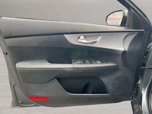 Used 2023 Kia Forte LXS FWD image 20