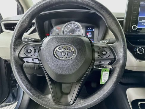 Used 2022 Toyota Corolla LE FWD image 18