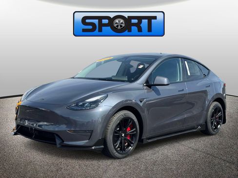Used 2023 Tesla Model Y Long Range AWD/4WD image 1