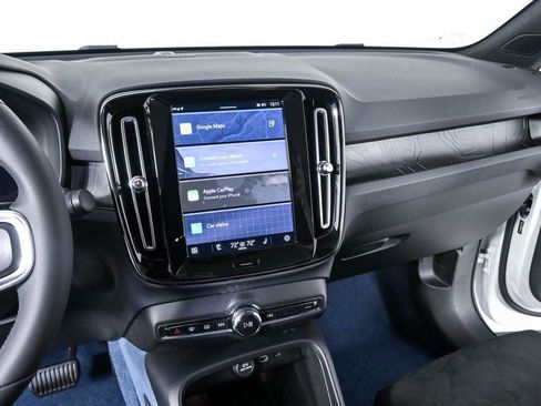 Certified 2023 Volvo C40 P8 Recharge Ultimate AWD/4WD image 15