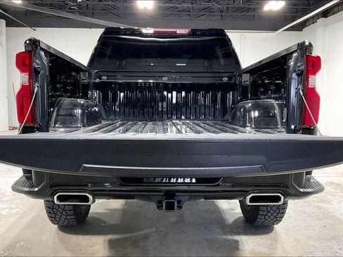 Used 2023 Chevrolet Silverado 1500 LT Trail Boss w/ LPO, Dark Essentials Package AWD/4WD image 34