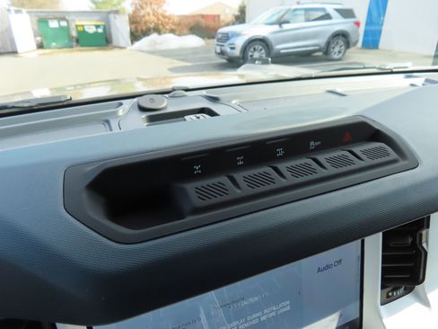 New 2026 Ford Bronco Heritage Edition image 11