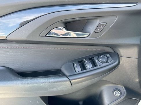 Used 2023 Chevrolet TrailBlazer RS w/ Sun and Liftgate Package image 21