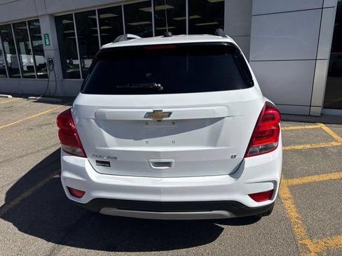 Used 2018 Chevrolet Trax LT w/ LT Convenience Package AWD/4WD image 5