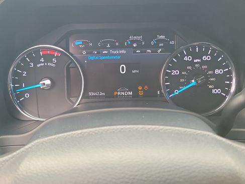 Used 2022 Ford F350 Platinum AWD/4WD image 24