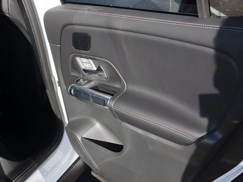 New 2026 Mercedes-Benz GLB 250 4MATIC image 16